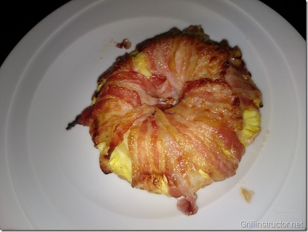 Bacon-Ananas-mit-Käse-Zwiebel-Bacon-Donuts (13)
