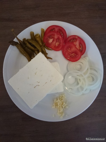 Griechischer-Feta-Schafskäse-vom-Grill (1)